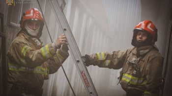 Рятувальники