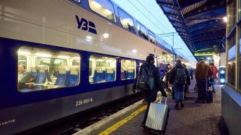 Через Львів їздитиме додатковий поїзд в Ужгород: графік