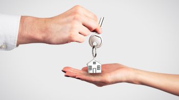 Суд повернув Львівській міськраді кватиру за мільйон гривень