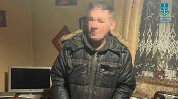 49-річний мешканець Львівщини побив кочергою і відрубав руку сусідові під час пиятики