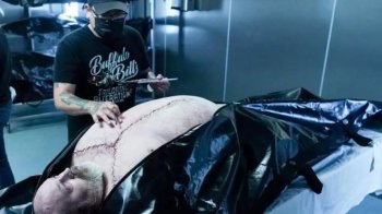 Американець отримав роль трупа в серіалі після того, як прикинувся мертвим 320 разів