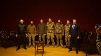 У розвідці розповіли про умови проживання командирів “Азову” в Туреччині