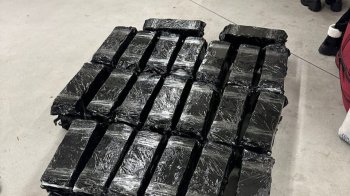 Житель Львівщини намагався перевезти через кордон акумуляторні батареї на пів мільйона гривень