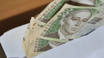 Кожен п'ятий українець працює "у тіні"