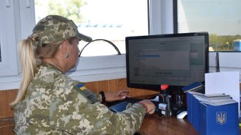 12 дітей на чотирьох: прикордонники затримали "винахідливих" чоловіків, які втікали з України