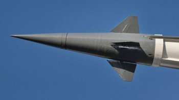 На Львівщині виявили уламок, ймовірно, збитої ракети та вилучили «Кинджал» після атаки 11 лютого