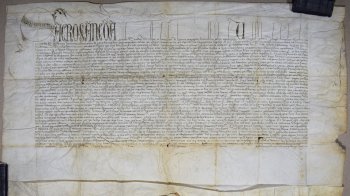 У львівському архіві показали церковну грамоту, якій майже 600 років