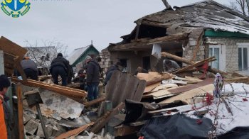 Наслідки російського обстрілу міста Середина-Буда на Сумщині, фото прокуратури