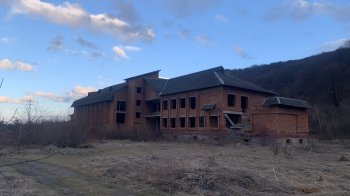 Недобудована школа на Стрийщині