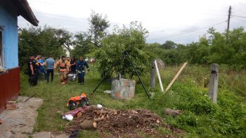 Народила вдома і втопила сина у криниці: на Прикарпатті жінка позбавилась немовляти