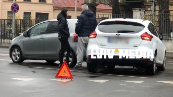 У Львові на Чорновола сталася ДТП (фото)