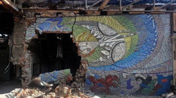 У Маріуполі знищили мозаїки Алли Горської