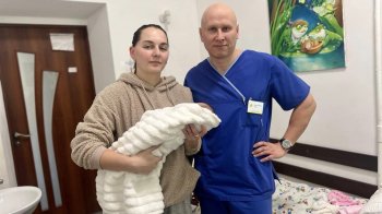 Львівські хірурги врятували немовля