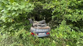 Від удару авто опинилось в кюветі — на Самбірщині внаслідок автотрощі постарждав 22-річний чоловік