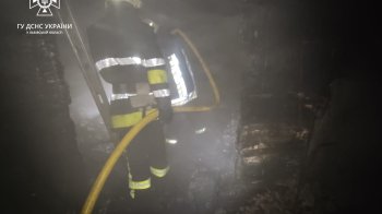 У Золочівському районі горів житловий будинок, загинула жінка