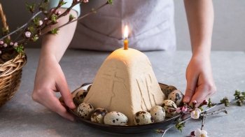 Готуємось до Великодня: рецепт сирної паски