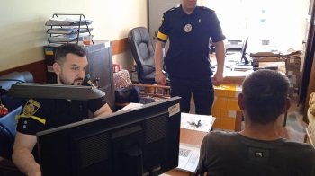 Яворівчанин розбещував 8-річну дівчинку та виготовляв дитяче порно