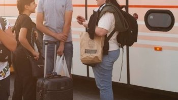 На Львівщину повернулися діти, які їздили на літні канікули у Францію