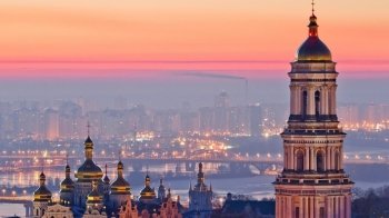 Яким був 2021 рік для українців: результати опитування