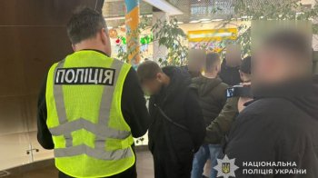 Шантажували чоловіка і вимагали 120 тис. доларів: суд виніс вирок двом рекетирам з Львівщини