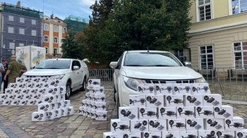 Громада Львова передала захисникам нову партію техніки на 9 мільйонів гривень