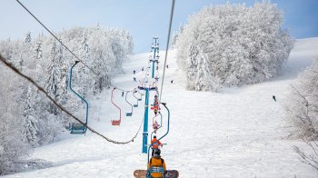 На Львівщині травмувався 23-річний турист під час спуску з гори