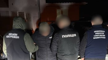 У Львові лікар вимагав у солдата 1,5 тис. доларів задля служби в тилу