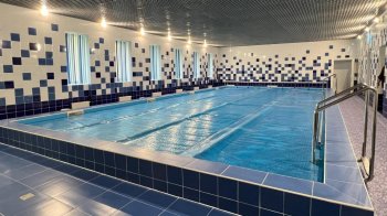 У школі у Винниках відкрили басейн та обладнали два спортзали