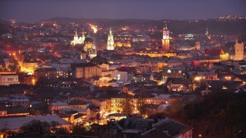 У Львові пролунали потужні вибухи