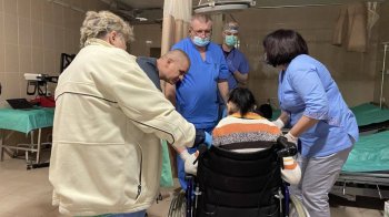 До Львова привезли 15 поранених на війні українців