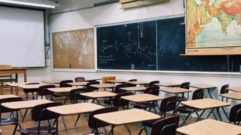 Як відбуватиметься навчання в школах при відсутності світла чи тепла — пояснення головного освітянина Львова