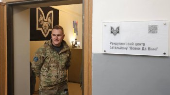 У Львові відкрили перший в Україні рекрутинговий центр батальйону “Вовки Да Вінчі”