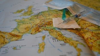 Не тільки від Covid-19: які вакцини потрібні дорослим та дітям