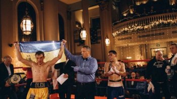 Непереможний боксер зі Львівщини у США захистив титул NABA