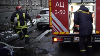 На вулиці Вагилевича у Львові горіла квартира: постраждала жінка