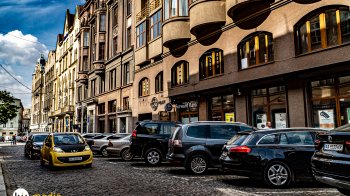 Підпільний склад з «гуманітаркою» на мільйони гривень: головні новини Львівщини за 25 квітня