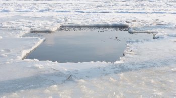 Де на Львівщині безпечно купатися на Водохреща: перелік локацій