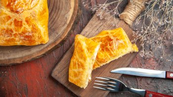 Пісний пиріг з картоплею та цибулею: простий рецепт смачної домашньої випічки