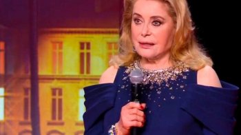 На Каннському кінофестивалі акторка Катрін Денев зачитала вірш «Надія» Лесі Українки (відео)