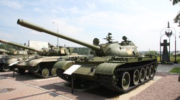 Росія використовує музейні танки у війні проти України