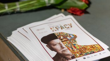 Стародруки, артефакти, ікони і писанки: у Львові кличуть на унікальну виставку