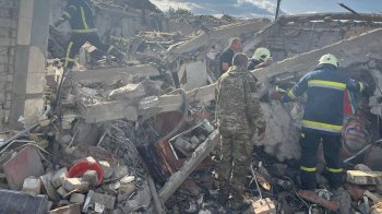 49 загиблих: на Харківщині росіяни влучили у продуктовий магазин