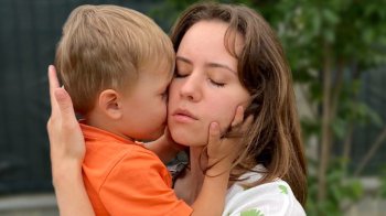 Для трирічного львів'янина зі СМА збирають гроші на лікування: батьки просять про допомогу 