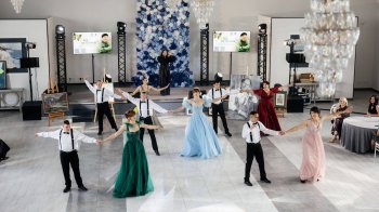 На благодійному балі на Львівщині зібрали понад мільйон гривень для дітей з інвалідністю