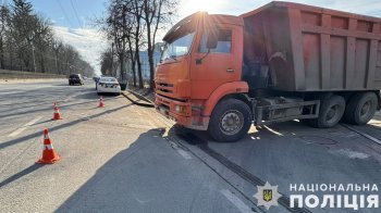 У Львові  53-річний водій КамАЗ збив пішохода