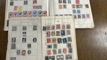 Львівська митниця передала трьом музеям старовинні артефакти на 1,5 млн грн