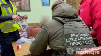 Поліція викрила на мільйонних зловживаннях трьох чиновників Міноборони
