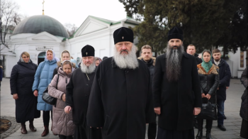 «Ми ще не починали молитися так усердно»: ченці УПЦ МП не планують покидати Києво-Печерську Лавру