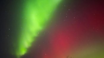 Полярне сяйво над Львівщиною: що це було та коли можна побачити знову