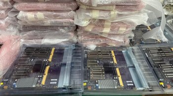 На Львівщині митники вилучили материнські плати на понад 1,3 мільйона гривень